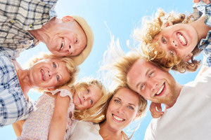 Familie als Sinnbild für Vorsorge und Zahngesundheit